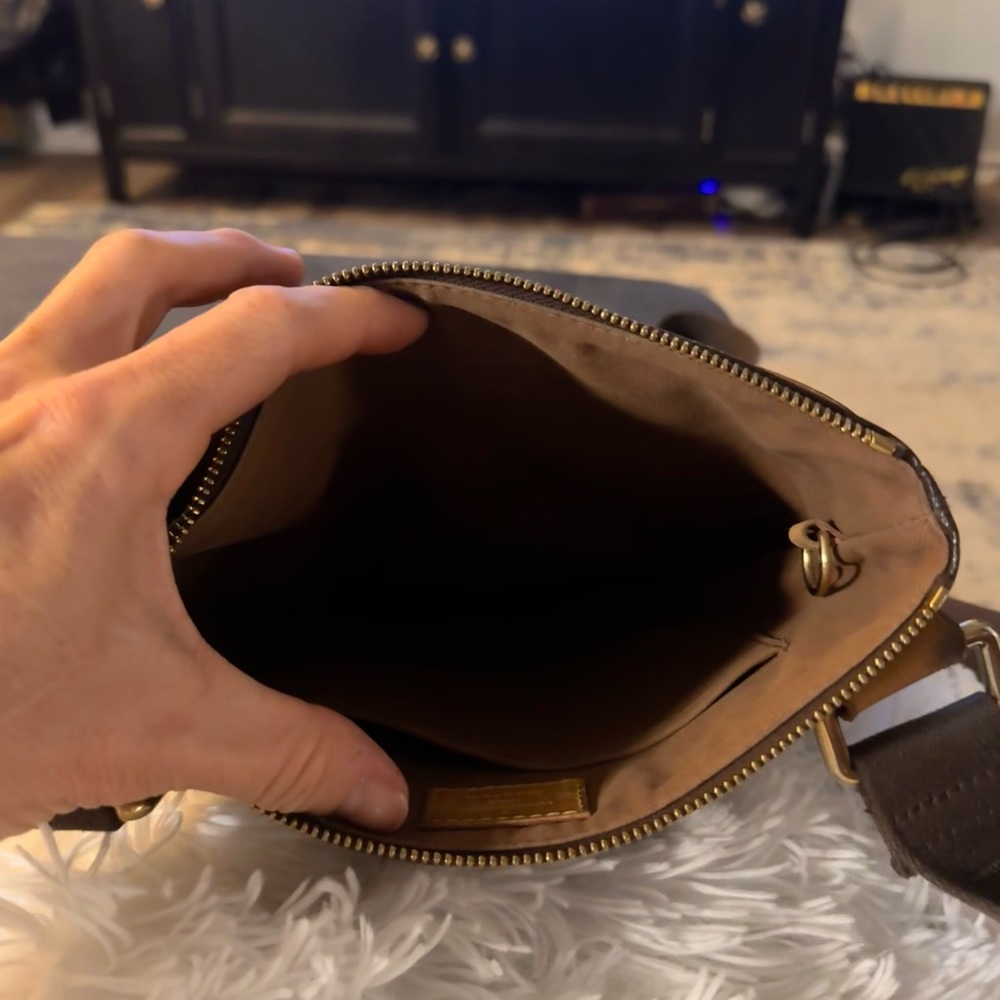 Louis Vuitton Pochette - DISCONTINUED - Picture 7 of 15